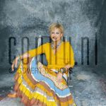 09-06-2005 vera Mann at studio in Amterdam, by order of Beaumonde Magazine. June 09, 2005.

[keywords]Posed, Eyecontact, Smiling[/keywords]